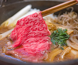 石垣牛すき焼き始めました